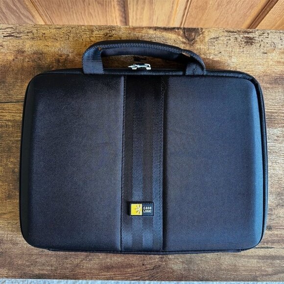 Case Logic Black EVA Hardshell Padded Laptop/Tablet Sleeve with Handle - Picture 1 of 4